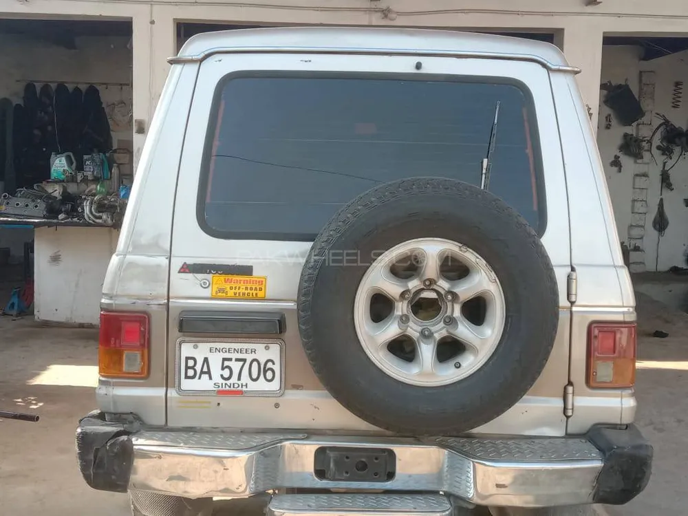 Mitsubishi Pajero 1989 for Sale in Attock Image-1