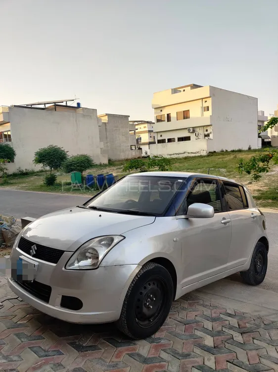 Suzuki Swift 2005 for Sale in Islamabad Image-1