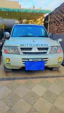 Mitsubishi Pajero GLS 2.8D 2005 for Sale