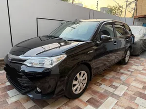 Toyota Corolla Fielder Hybrid G  WB  2016 for Sale