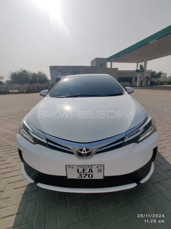 Toyota Corolla 2018 for Sale in Peshawar Image-1