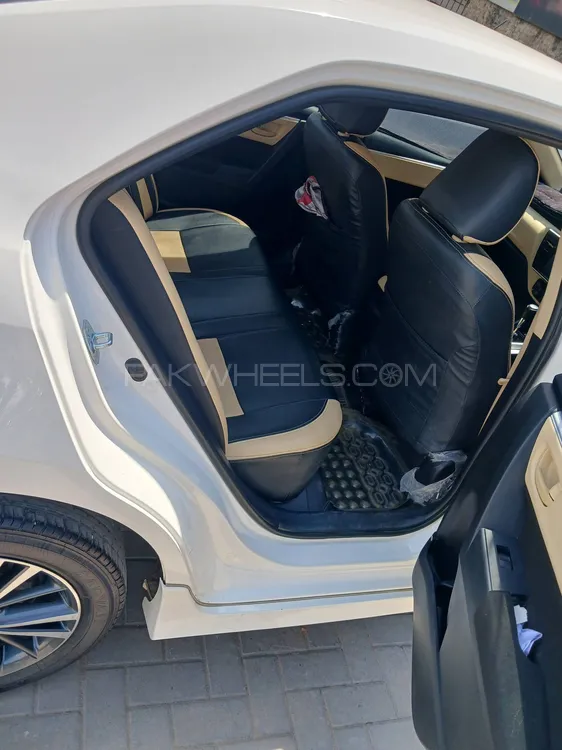 Toyota Corolla 2021 for Sale in Islamabad Image-1