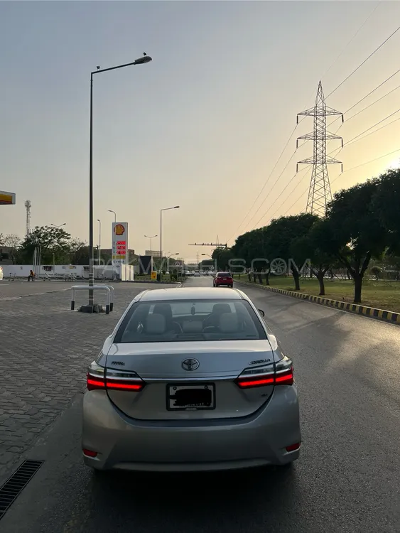 Toyota Corolla 2018 for Sale in Lahore Image-1