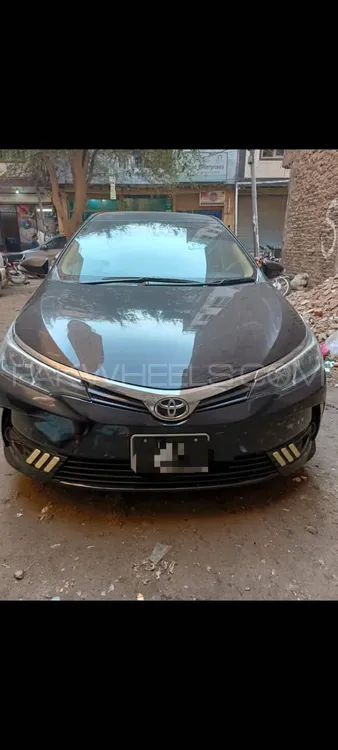 Toyota Corolla 2018 for Sale in Peshawar Image-1