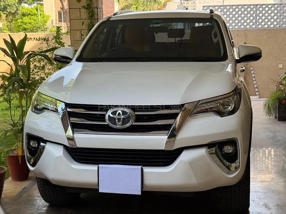 Toyota Fortuner 2021 for Sale in Islamabad Image-1