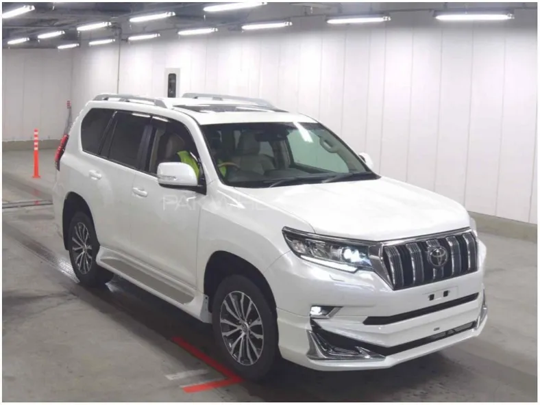 Toyota Prado 2020 for Sale in Lahore Image-1