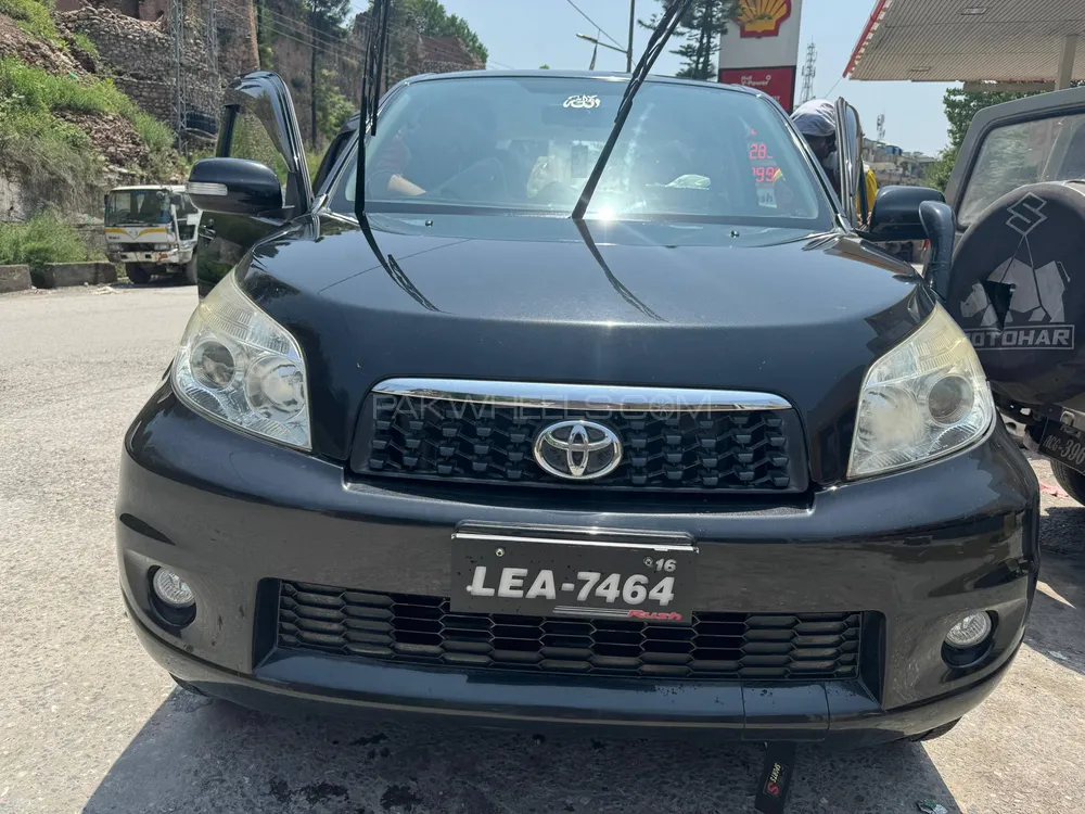 Toyota Rush 2014 for Sale in Muzaffarabad Toyota Rush 2014 for Sale in Muzaffarabad Image-2