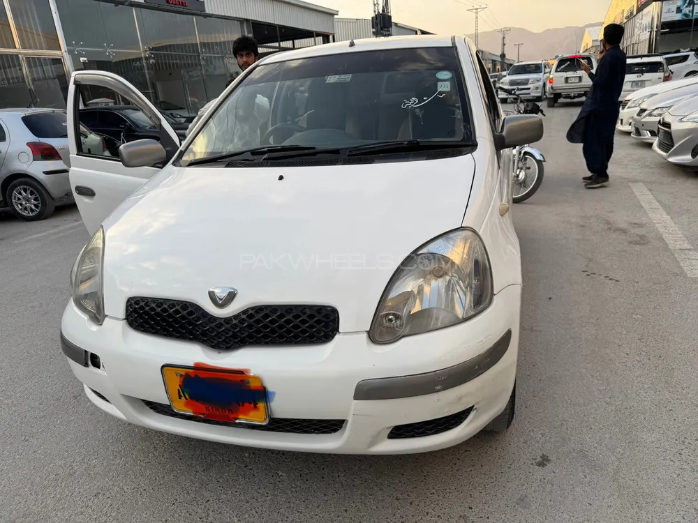 Toyota Vitz 2003 for Sale in Quetta Image-1