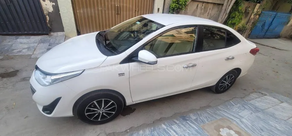 ٹویوٹا یارس سیڈان 2023 for Sale in لاہور Image-1