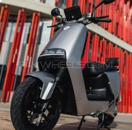 Yadea G5 2024 for Sale Image-1