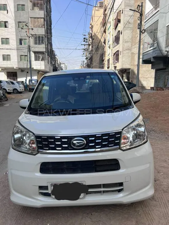 Daihatsu Move 2018 for Sale in Karachi Image-1
