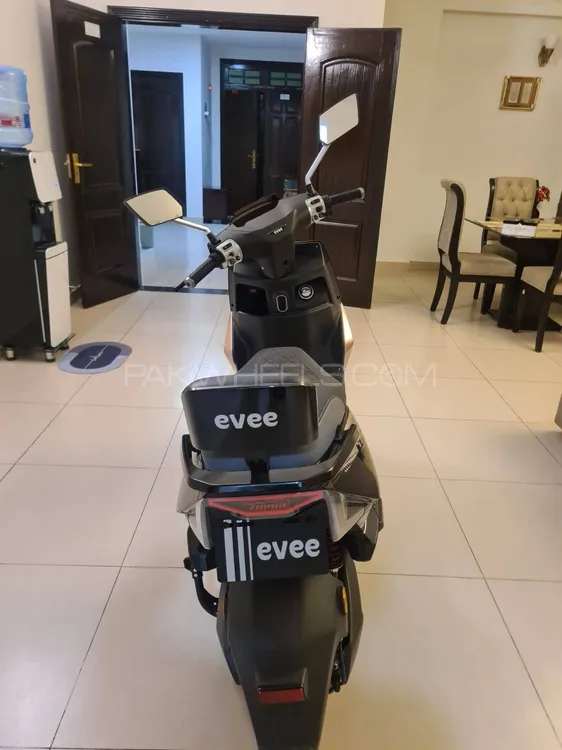 Evee C1 2025 for Sale Image-1