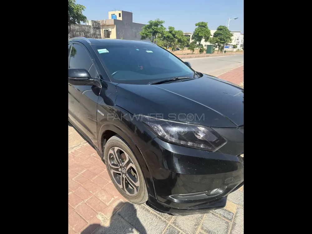 Honda Vezel 2014 for Sale in Islamabad Honda Vezel 2014 for Sale in Islamabad Image-12