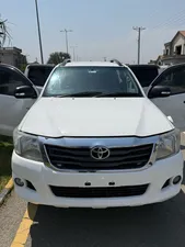 Toyota Hilux Vigo Champ G 2015 for Sale