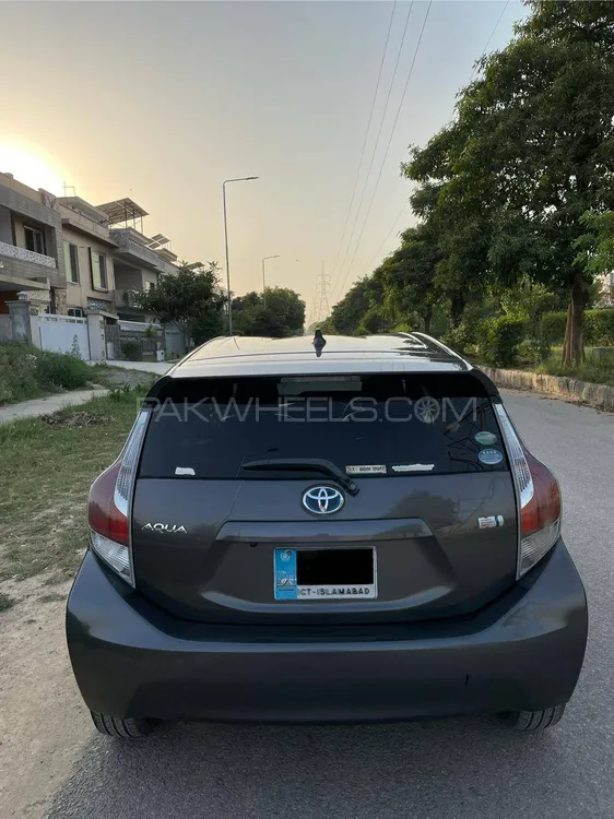Toyota Aqua 2016 for Sale in Islamabad Image-1