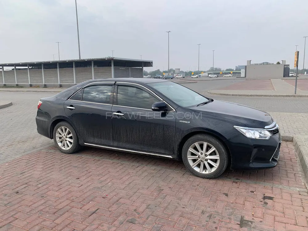 Toyota Camry 2012 for Sale in Lahore Image-1