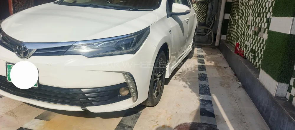 Toyota Corolla 2018 for Sale in Lahore Image-1
