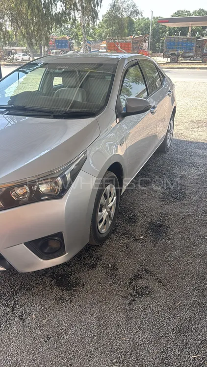 Toyota Corolla 2017 for Sale in Mardan Image-1