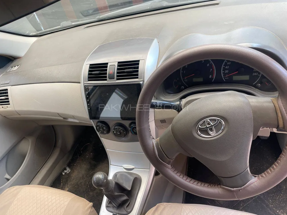 Toyota Corolla 2010 for Sale in Ahmed Pur East Image-1