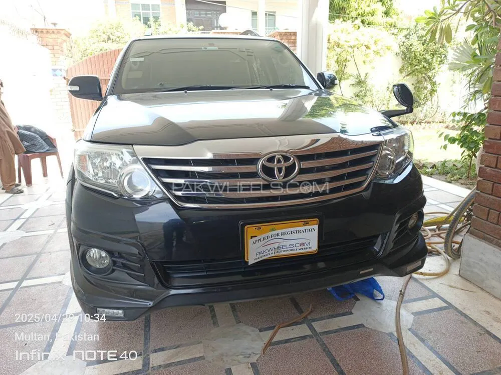 Toyota Fortuner 2016 for Sale in Multan Image-1