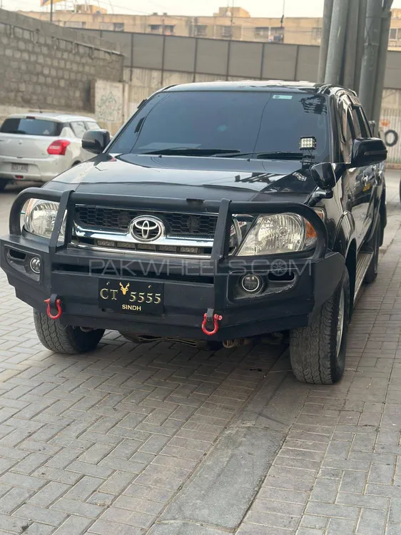 Toyota Hilux 2012 for Sale in Karachi Image-1