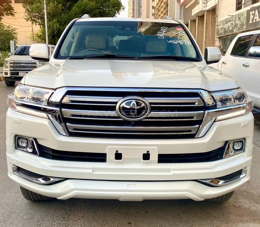 Toyota Land Cruiser 2018 for Sale in Karachi Image-1