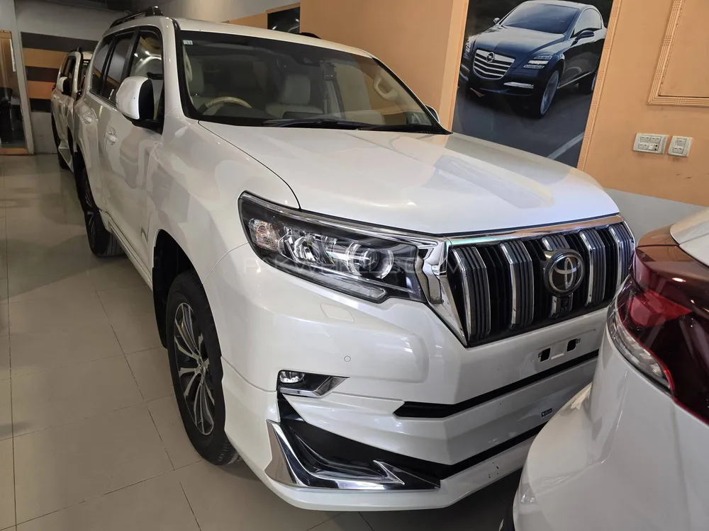 Toyota Prado 2020 for Sale in Karachi Image-1