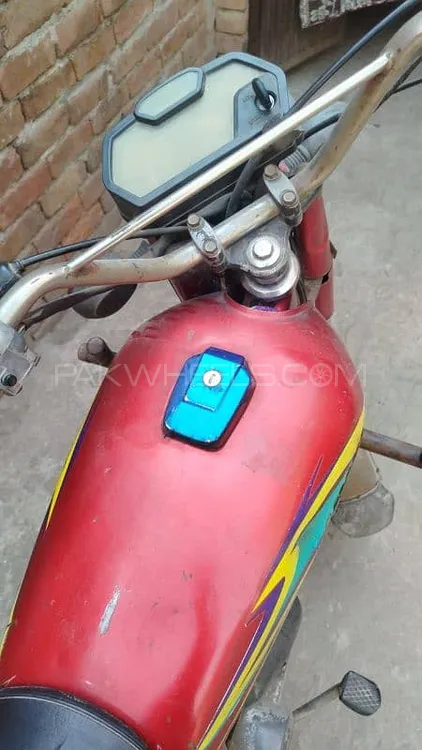 یاماہا YD-100 Junoon 2005 for Sale Image-1