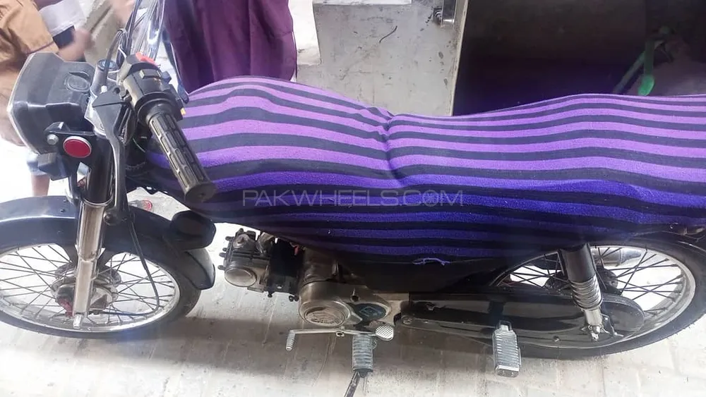 کراؤن CRLF 70 2010 for Sale Image-1
