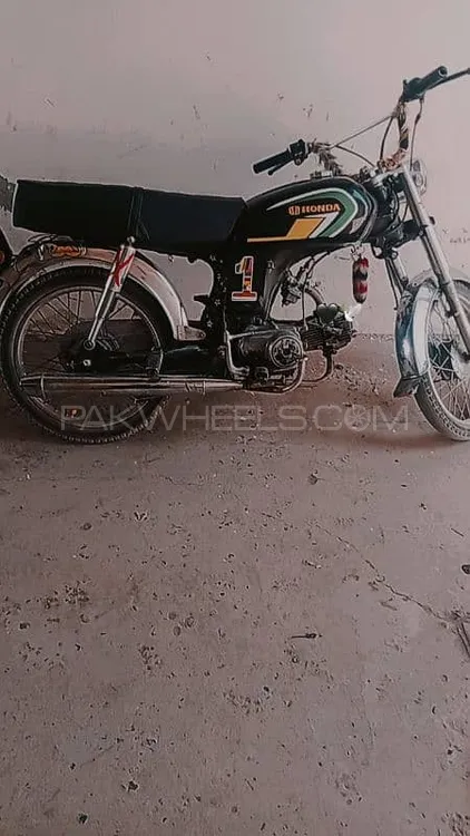 کراؤن CRLF 70 2017 for Sale Image-1