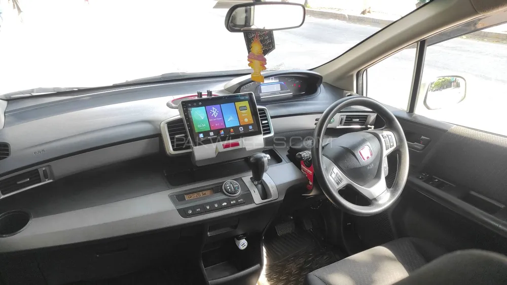 Honda Freed 2011 for Sale in Lahore Image-1