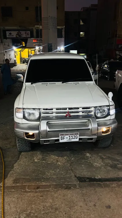 مٹسوبیشی پجیرو 1999 for Sale in کراچی Image-1