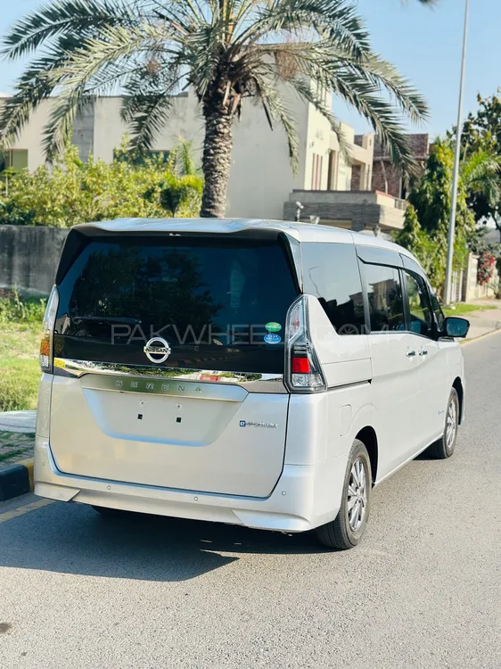 Nissan Serena 2019 for Sale in Gujranwala Image-1