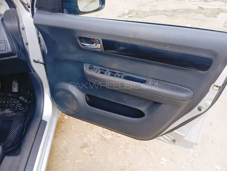 Suzuki Swift 2016 for Sale in Karachi Image-1