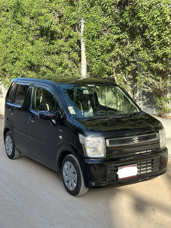 سوزوکی ویگن آر 2018 for Sale in کراچی Image-1