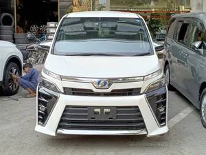 Toyota Voxy Hybrid X 2018 for Sale