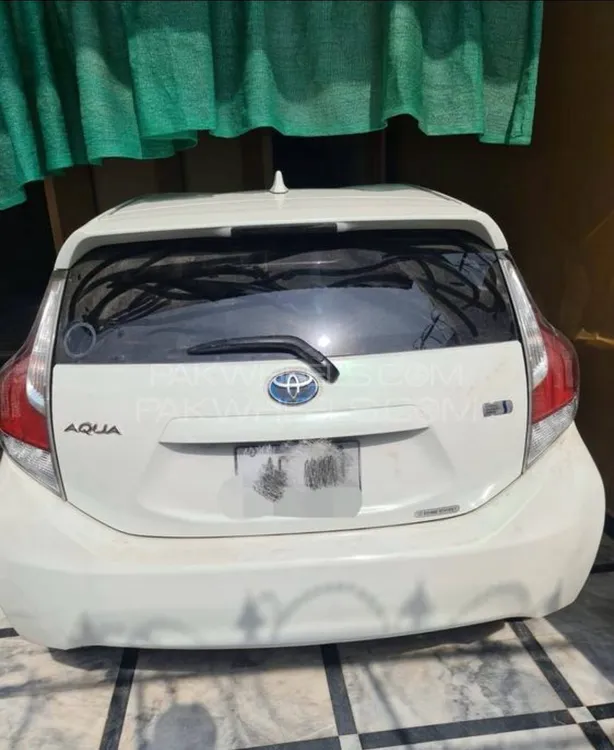 Toyota Aqua 2015 for Sale in Islamabad Image-1