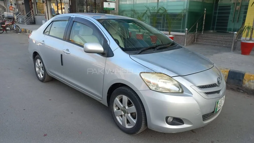 Toyota Belta 2009 for Sale in Lahore Image-1