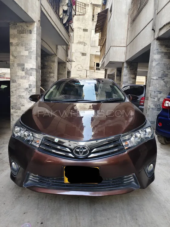 Toyota Corolla 2015 for Sale in Karachi Image-1