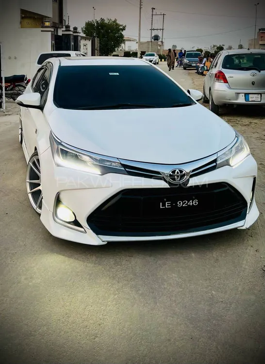 Toyota Corolla 2015 for Sale in Kohat Image-1