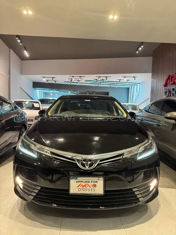 Toyota Corolla 2018 for Sale in Islamabad Image-1