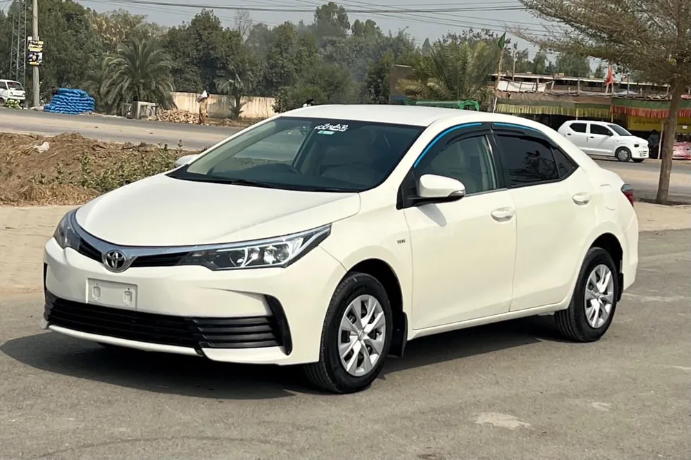 Toyota Corolla 2018 for Sale in Layyah Image-1