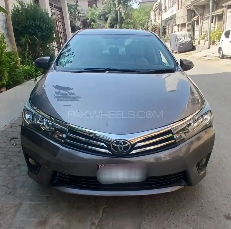 Toyota Corolla 2015 for Sale in Karachi Image-1