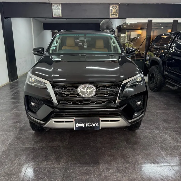 Toyota Fortuner 2021 for Sale in Karachi Image-1