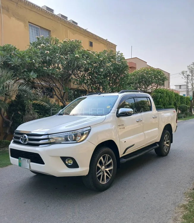 Toyota Hilux 2018 for Sale in Lahore Image-1