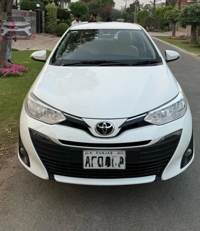 Toyota Yaris Sedan 2021 for Sale in Lahore Image-1