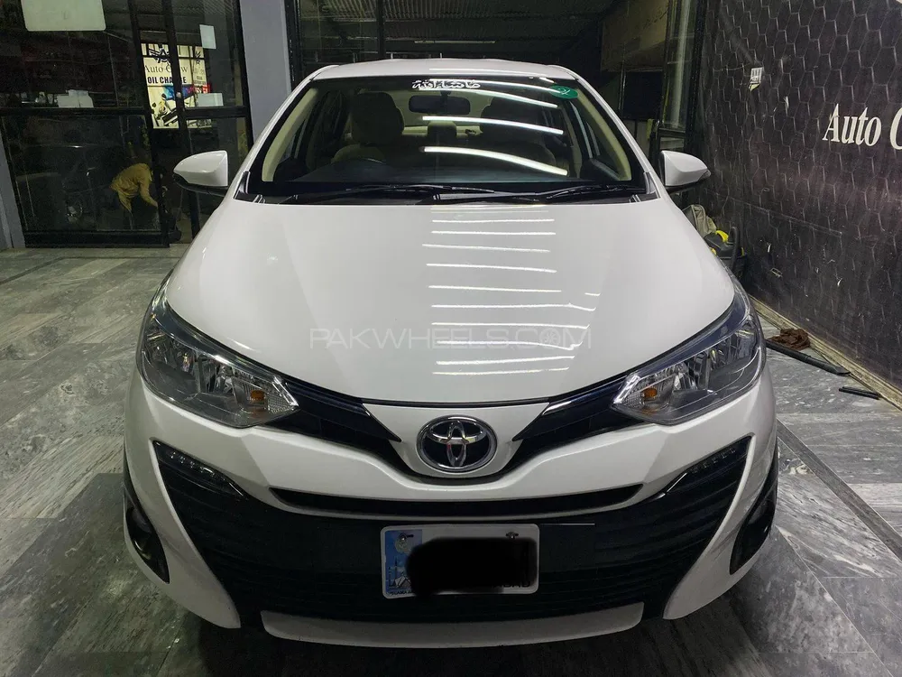 Toyota Yaris Sedan 2021 for Sale in Islamabad Image-1