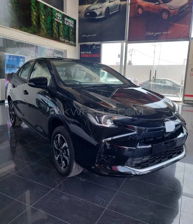 Toyota Yaris Sedan 2025 for Sale in Karachi Image-1