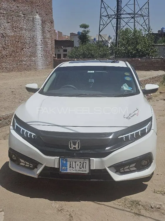 ہونڈا سوک 2018 for Sale in چنیوٹ Image-1