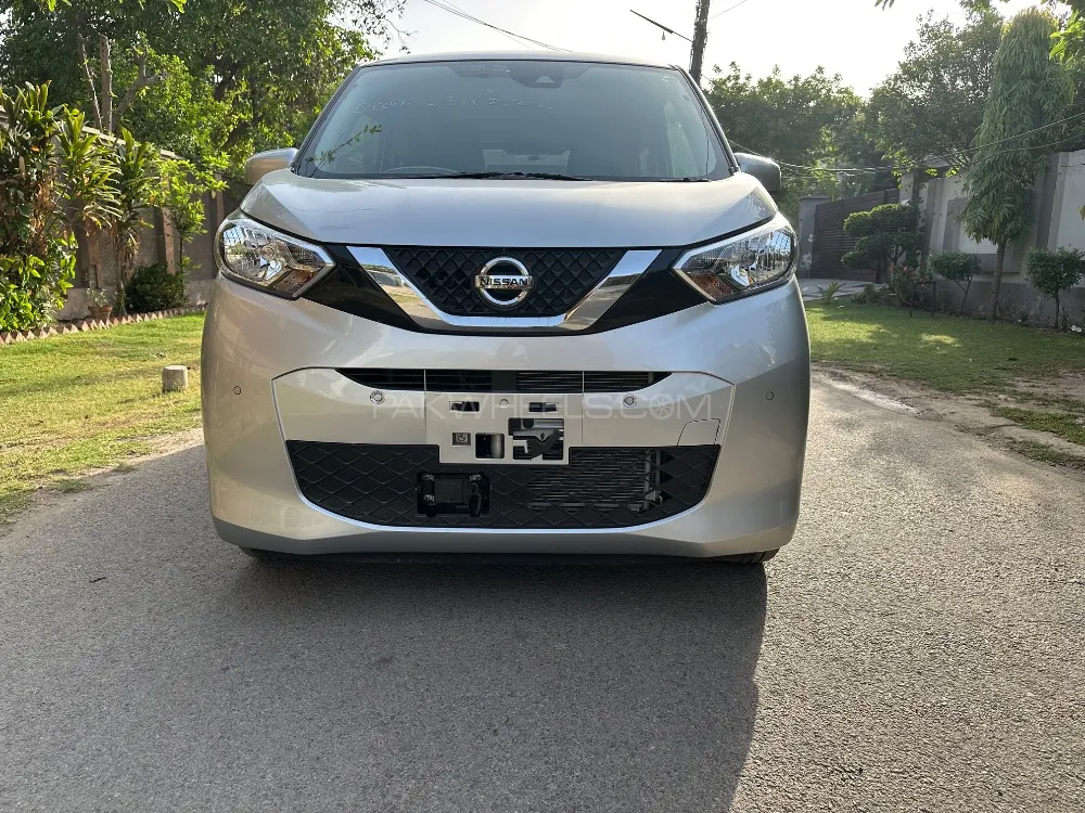نسان ڈیز 2023 for Sale in لاہور Image-1